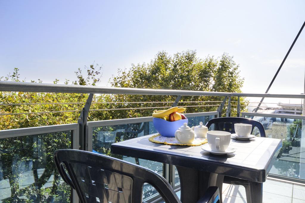 Sunbeach Apartments Lignano Sabbiadoro Exterior foto